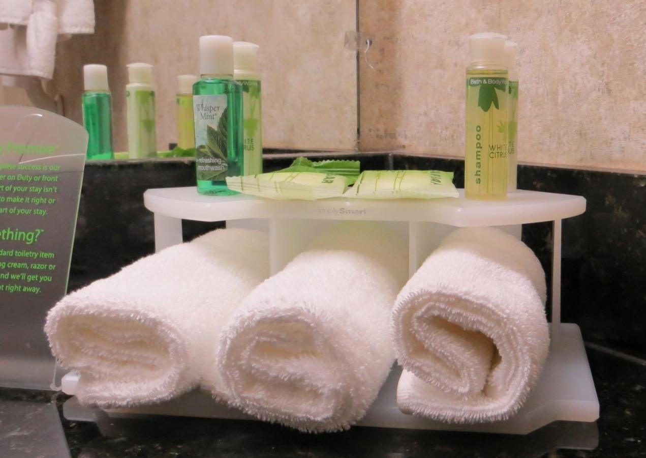 Holiday Inn Express Frisco Legacy Park Area, An Ihg Hotel Camera foto